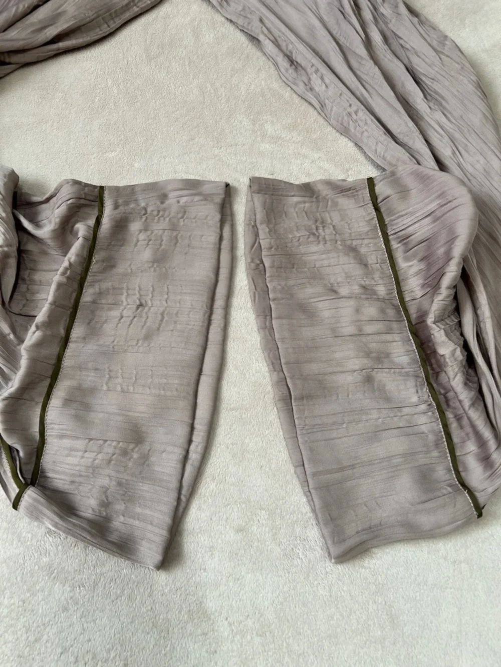 Free People All Out Satin Pants. Women’s Size XS